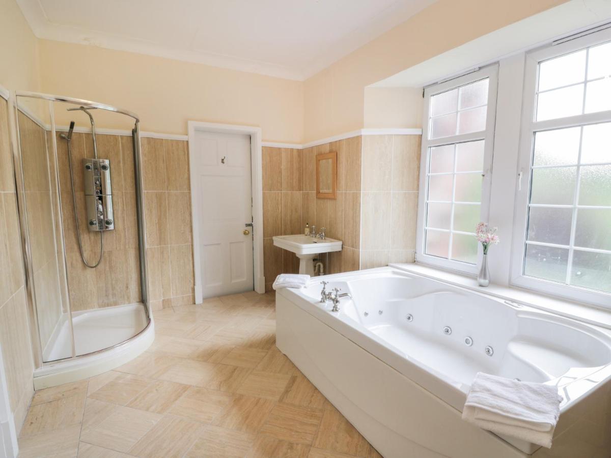 Auchentroig House Apartment Stirling Ngoại thất bức ảnh